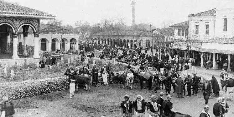 Unknown report: “In Tirana, water is brought by donkey, but everyone had their shoes polished, because”. “/ How did the Romanian journalist see the capital in 1933?