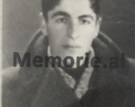 “Pjerin Kçira, gazetari dhe hetuesi i Sigurimit të Shtetit që u pushkatua, pasi deklaroi në gjyq, se ‘armët në Kishën e Shkodrës, i kishte futur…”