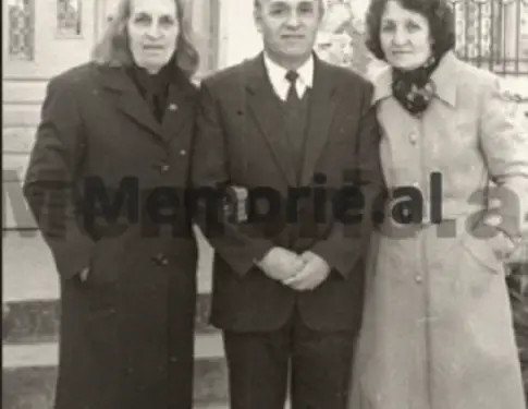 Pjeter Arbnori me familje
