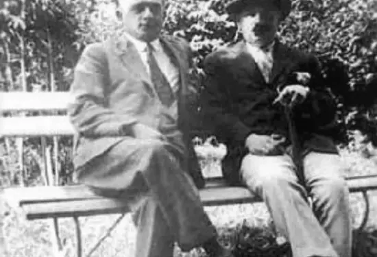 Shtypi grek: “Atentatori qëlloi mbi Hasan Prishtinën, pasi ai s’i dha 6000 dhrami që i’a kishte premtuar për vrasjen e…”/ Ngjarja e panjohur në 1933-in në Selanik