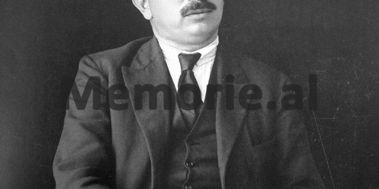 “I nderuari zotni Bajram Curri, s’duhet ta pranojmë në Durrës vaporin me armë për kryengritjen në Kosovë, pasi…”/ Letra e ish-kryeministrit, Sulejman Delvina në 1920-ën