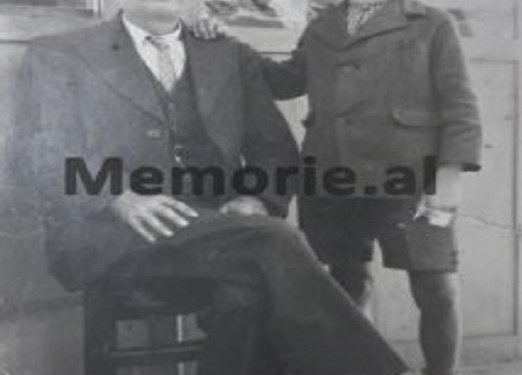 “Pjerin Kçira, gazetari dhe hetuesi i Sigurimit të Shtetit që u pushkatua, pasi deklaroi në gjyq, se ‘armët në Kishën e Shkodrës, i kishte futur…”