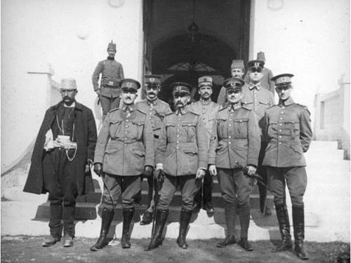 “Në Elbasan, rebelët e Haxhi Qamilit dogjën flamurin kombëtar, duke thirrur ‘ngordhi sorra’ dhe…”/ Kujtimet e panjohura të ish-sekretarit të Fan Nolit