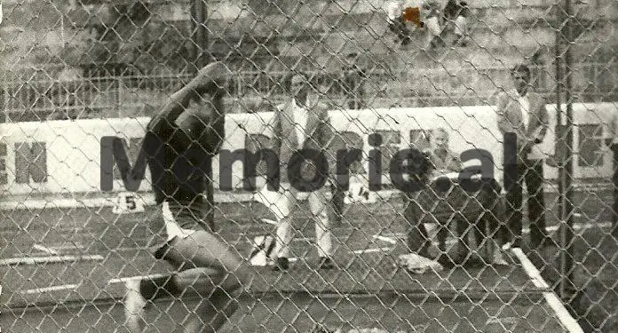 Fotot e panjohura: Nga Fush-Kruja, te stadiumet olimpike ku doli i dhjeti në botë, në tribunën e “Qemal Stafës” me Enver Hoxhën…”/ Imazhet e rralla të legjendës së sportit shqiptar