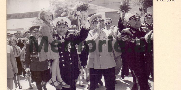 “Pasi vëzhgoi me dylbi nga maja e Sazanit, Zhukov i’u drejtua komandantit të Detit të Zi, admiralit Kudetcov, dhe i tha…”/ Dëshmia e kolonelit që e shoqëroi