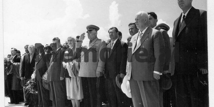 “Pasi vëzhgoi me dylbi nga maja e Sazanit, Zhukov i’u drejtua komandantit të Detit të Zi, admiralit Kudetcov, dhe i tha…”/ Dëshmia e kolonelit që e shoqëroi