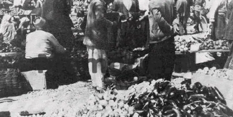 Si spekullonin tregtarët e grurit e prodhuesit e miellit në periudhën e Monarkisë dhe sensibilizimi i shtypit që i bëri thirrje qeverisë për stabilizimin e tregut?!