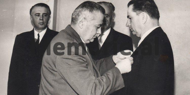 Raporti sekret i Sigurimit për Hysni Kapon: “Studentët tanë në Francë shoqërohen me femra të huaja, mbajnë materiale dekadente dhe…”/ Emrat dhe ‘bëmat’ e tyre!