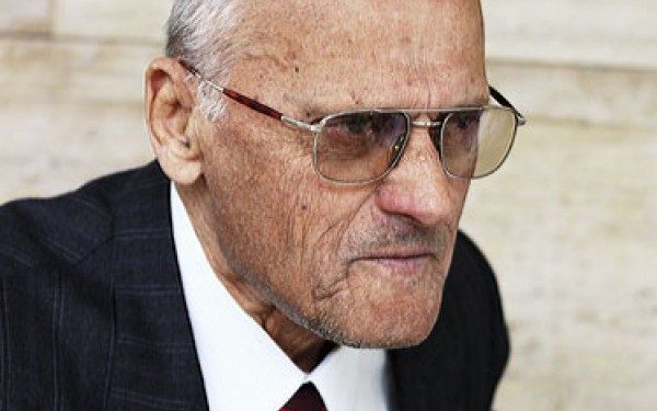Letra e Trebeshinës: “Shoku Enver, s’ kam qenë asnjëherë kundër vijës Partisë, as revizionist, Shqipëria po lulëzon…”/ Enveri: “Le të vazhdohet të ndihmohet…”