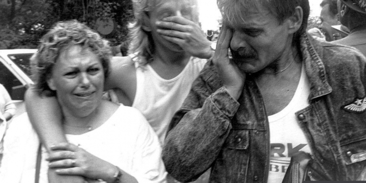 Rënia e Murit të Berlinit në 1989-ën dhe si e riformësoi botën moderne ajo ngjarje pas ‘efektit domino’ në të gjitha vendet e Lindjes Komuniste…?!