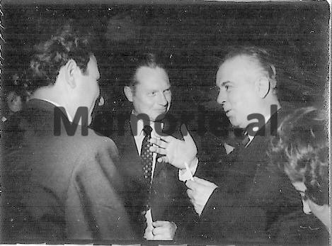 Fotot e panjohura: Kur Enver Hoxha priste grupet marksiste-leniniste: ‘Nga Ernest Aust, Raul Marko e Fosko Dinuçi, te afrikanët që merrnin pjesë në kongreset e partisë dhe…’