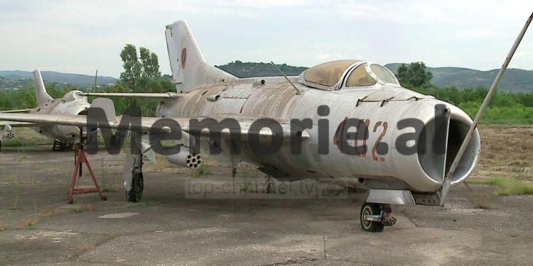 “Si e ndërtuam aerodromin ushtarak të Kuçovës me majorin rus, Denjisenko, dhe dy inxhinierët shqiptarë, të burgosur politik…”/ Dëshmia e rrallë e ish-kryeinxhinierit