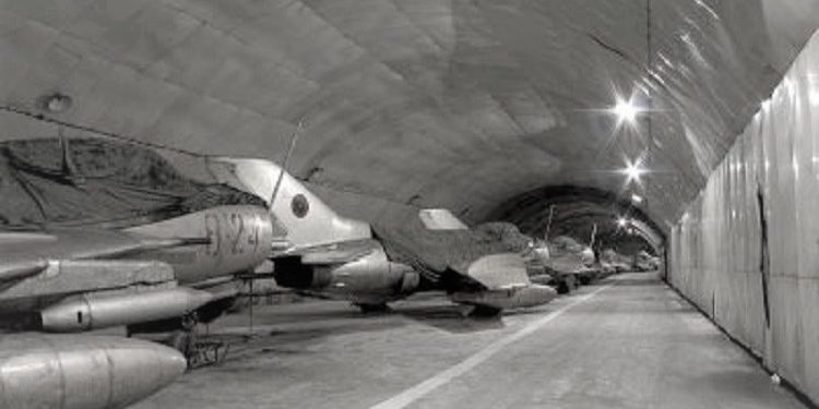 “Kur ndërtoja tunelin anti-atomik, poshtë vilës së Enverit në ‘Bllok’, ai vinte shpesh për të parë punimet dhe më thoshte…”/ Dëshmia e rrallë e ‘Kolonelit Bunker’