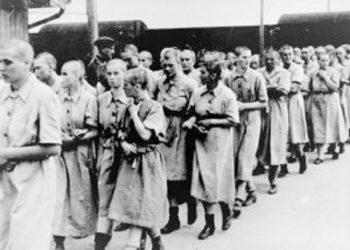 Dëshmitë e rralla të Kazimierz Smoleń /“Si mbijetova torturave dhe tmerreve në kampin nazist të shfarosjes në masë, Birkenau, ku të dënuarit …