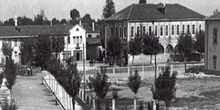“What did Fishta say about me and what happened to me when I translated the last four verses of Dante in Fushë-Krujë…”?! / The unknown testimony of Pashko Gjeçi and the letter to Enver