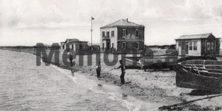 Rare photos: ‘When Vlora was at war with the Italians’ … / From General Gotti who leads the fighting in ‘istikame’, to the Mayor, Ali Asllani, who speaks to the fighters.