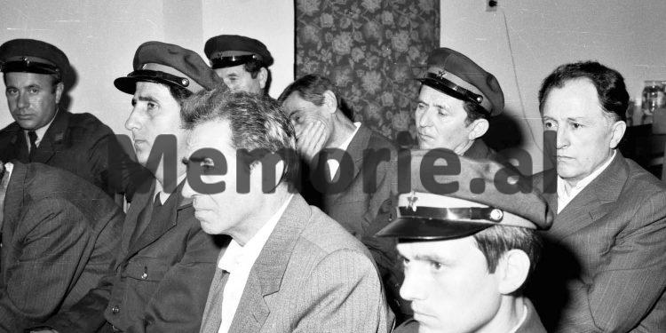 “Policia austriake ka arrestuar për kontrabandë cigaresh, diplomatin tonë…”/ Raporti sekret nga Vjena