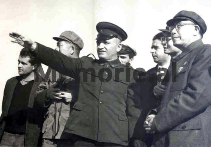 Marina Aleksandrova bilan jinsiy aloqa video Men xotinimning boshqa erkakni sorishini kormoqchiman.