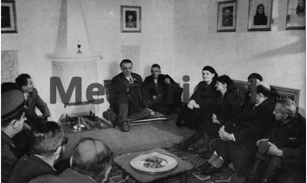 Letra për Enverin: “Vajza e atasheut polak është imorale, qëndron në bankë në pozicion provokuese dhe…”/ Raporti ‘Tepër sekret’ për shtetaset e huaja