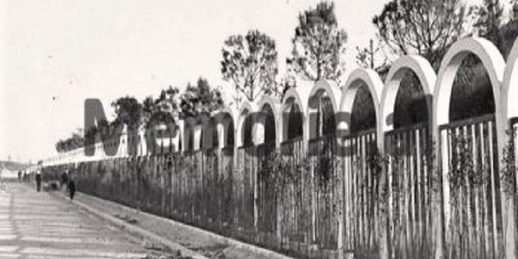Rare photos of Tirana / From the Turkish ‘Hotel’ in the center, to the square with the garden between the ministries with the monument of Ismail Qemali and the giant eagle with two heads…!