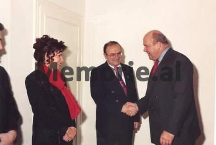 “Nga darkat me Turgut Ozal dhe Mbretin Huan Karlos, u detyrova të bëja punë krahu…”/ Dëshmia e rrallë e ish-diplomatit dhe publicistit të njohur