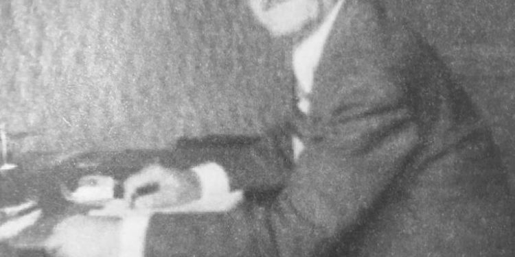 Për dërgimin e Kurorës së Skënderbeut në Romë, Gjon Marka Gjoni dhe Patër Antoni, i thanë Jakomonit, se…”/ Dëshmia e ish zv/ministrit të Brendshëm