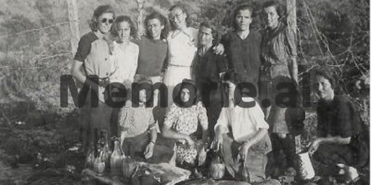 Foto të panjohura të familjeve hebre të cilat, gjatë periudhës së Luftës së Dytë Botërore jetuan dhe u strehuan në Shqipëri