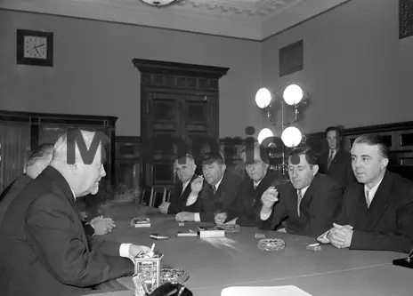 Byroja politike ne Moske 1957