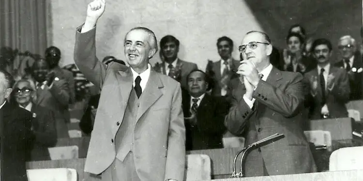 “Pse u lejua kryeartikulli i Xhevahir Spahiut në ‘Zëri i Popullit’ pasi shoku Enver tha…”/ Raporti sekret për Ramiz Alinë, nga Komiteti Partisë i Mirditës