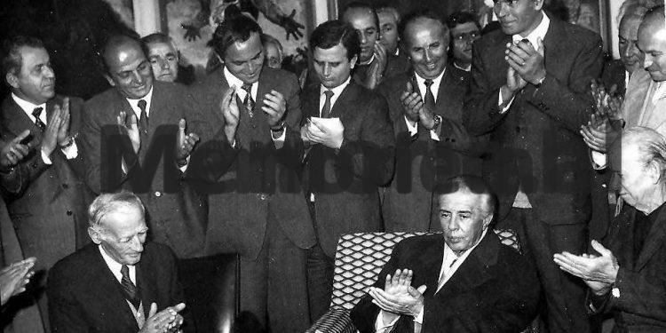 Diskutimi i Mehmet Shehut: “Fatos Arapi në poezitë e tij thotë se ‘këtu te ne s’ka lumturi, s’ka ndjenjë njerzore’, por ai…”/ Pleniumi sekret të ’66-ës