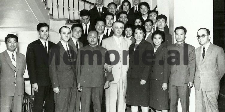Ditari sekret i Enverit, 10 shkurt ‘61: “Delegati korean, më tha se Ivanovi që ka qenë ambasador në Tiranë, atje kishte organizuar kundërrevolucion, …”/ Ngjarjet pas konfliktit me Moskën dhe fotot e rralla
