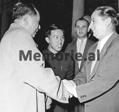 “Në një bisedë të Maqo Çomos me Vangjel Xhomakën në burgun e Burrelit, i ka thënë…”/Informacioni ‘Tepër sekret’ pas ngjarjeve të Pragës në ’68-ën