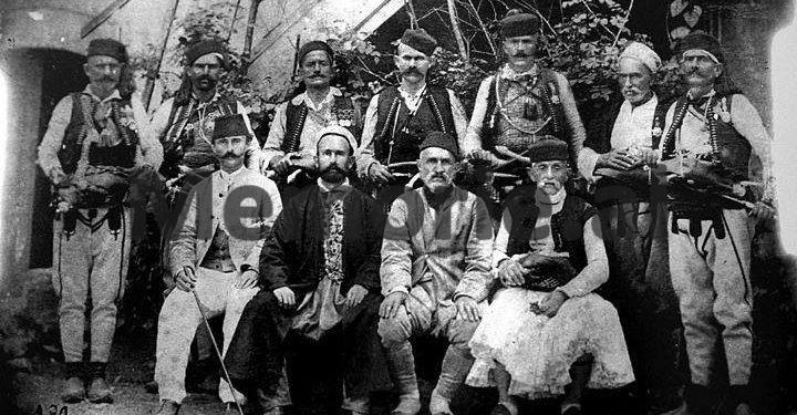 E ashtuquajtura “Shpërngulje e madhe serbe nga Kosova dhe popullimi i saj nga shqiptarët”…!