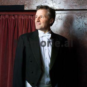 Raport sekret i diplomatit nga Viena: “Si na iku dhe u arratis në Budapest, violinisti Arben Spahiu, pasi na tha…” / Ngjarja e bujshme në ’89-ën, që u mbajt e fshehtë