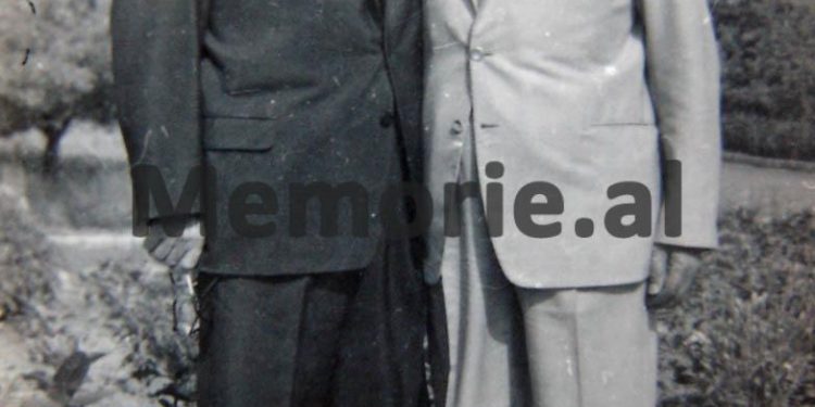 Letra për Ramiz Alinë: “Shkrimtari Jakup Çerraja, i ka dërguar një letër dajës së tij në Fier, ku i shkruan…”/ Si e kontrollonte Sigurimi Shtetit korrespodencën postare
