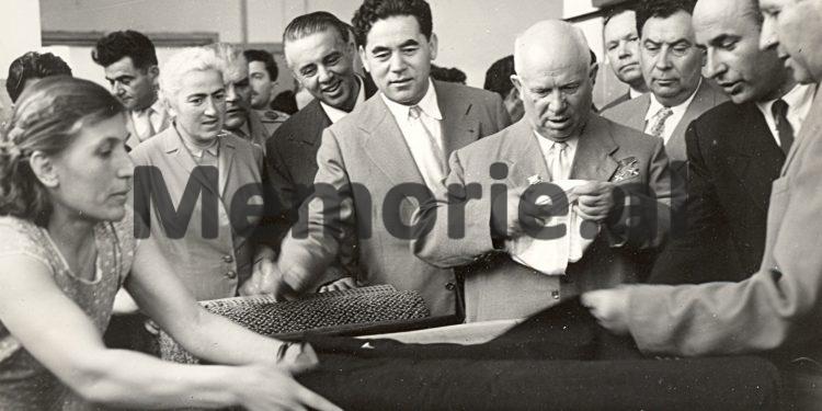 “Na masin pulsin, nëse do t’i mbajmë katër nëndetëset që na përkasin dhe roja sovjetike u ktheu automatikun marinarëve tanë…”/ Ditari sekret i Enverit, mars 1961