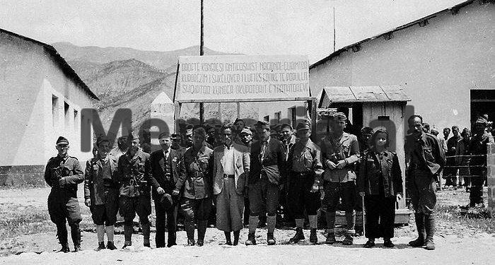 “Enveri e thirri në Tiranë dhe e pyeti se ku ndodhej Tito, e kur ‘Baca” i tha se s’dinte gjë, ai i’a ktheu; ‘po çfarë bëje ti në Beograd…”?!/ Dëshmia e gruas së ish-ministrit