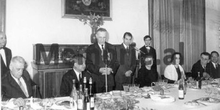 Unknown photos / ‘When Enver and Nexhmija marveled at the gifts that Prince Norodom Sihanuk brought them with the princess, Monica, after…”! Images with pompous reception