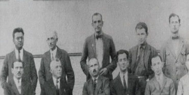 ‘Historia e shkollave dhe institucioneve arsimore amerikane në Shqipëri dhe fati i tyre nën regjimin komunist të Enver Hoxhës…’