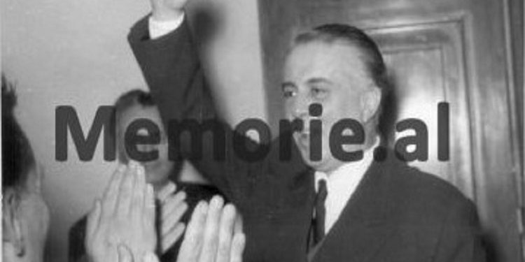 Unknown photos / “When Enver gave the military the ‘big news’ for the abolition of the rank system in the Albanian Army and the Ministry of Interior…” / Meeting of ’66