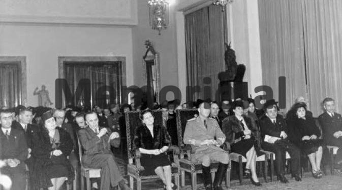 “Ministri i Ekonomisë ka bërë favore dhe selektivitet në mes firmave tregtare në dogana…”/ Kur Parlamenti i Zogut bënte interpelanca dhe ziente nga debatet e deputetëve