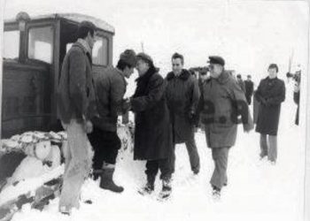 “Drejtori Afrim Jupi ka dalë në sallën e gjyqit dhe ka mbrojtur përgjegjësit e fajtorët për avarinë e pusit ‘Frakull – 32’, duke…”/ Letra për Hekuran Isain në ’79-ën