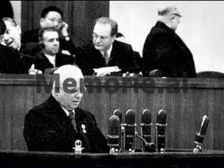 “Na masin pulsin, nëse do t’i mbajmë katër nëndetëset që na përkasin dhe roja sovjetike u ktheu automatikun marinarëve tanë…”/ Ditari sekret i Enverit, mars 1961