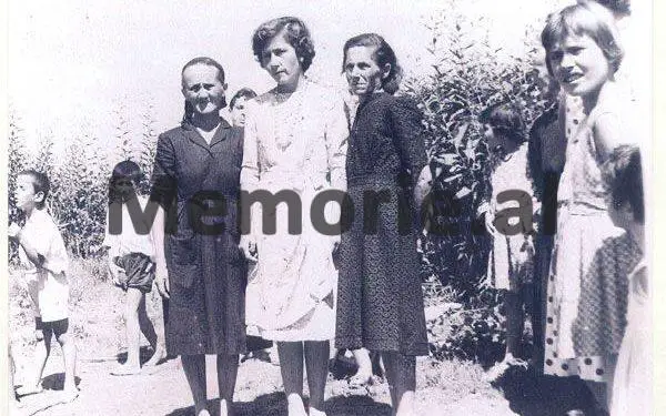 “Edhe pse isha nën moshë, më arrestuan në ’46-ën dhe më mbajtën tetë muaj në hetuesi, ku më torturonin…”/ Dëshmia e rrallë e vajzës së ish-kolonelit të Zogut