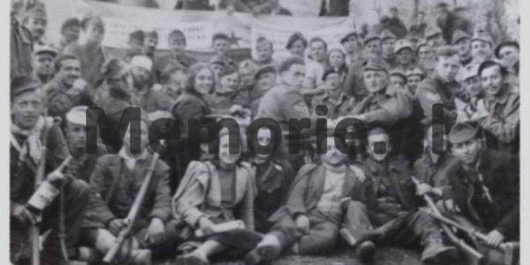 “Në Kongresin e Përmetit foli kundër yllit në flamur, Enveri pyeti Omer Nishanin…”/ Historia tragjike e komandantit të partizanëve të Tepelenës, që u ekzekutua me 12 të tjerë në ’48-ën