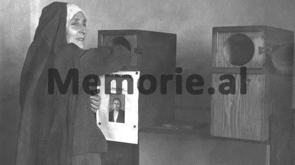 “Në Kongresin e Përmetit foli kundër yllit në flamur, Enveri pyeti Omer Nishanin…”/ Historia tragjike e komandantit të partizanëve të Tepelenës, që u ekzekutua me 12 të tjerë në ’48-ën