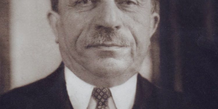“Zoti kryetar, dua ta besoj se Këshilli që kryesoni, do të marrë parasysh arsyet që e shtynë Qeverinë Shqiptare…”/ Fjala e panjohur e Mehdi Frashërit në Lidhjen e Kombeve