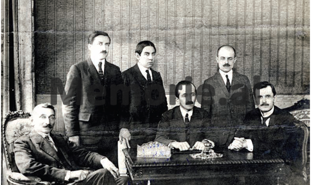 Paris 1920 Pandeli Evangjeli, Benedikt Blinishti, Milto Sotir Gurra, Mehmet Konica Dhimiter Berati