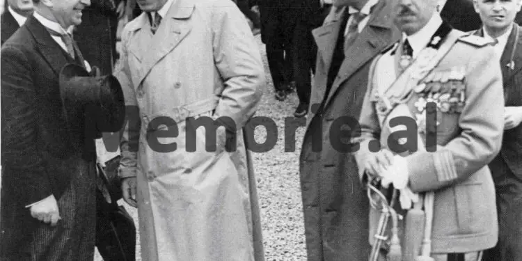 “Në 6 prill ‘39, Mbreti Zog më thirri në shtëpinë e Princ Xhelalit dhe më tha të shkoja në Durrës te gjeneral Guzzoni, e t’i thoja…”/ Dëshmia e rrallë e ish-kolonelit që vuajti 30 vjet në Burrel