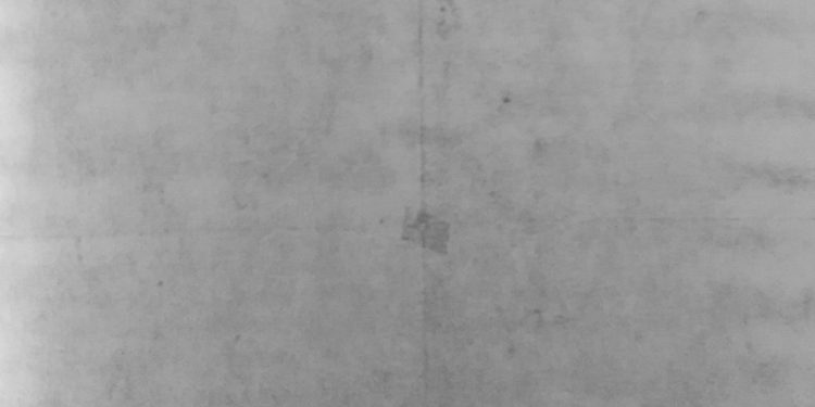 “Kam nevojë për pak pé të zi e të bardhë, për pantallonat e vjetër e sendet e tjera që ju kam kërkue…”/ Letra e panjohura të ish-të burgosurit që vuajti 20 vite në Burrel